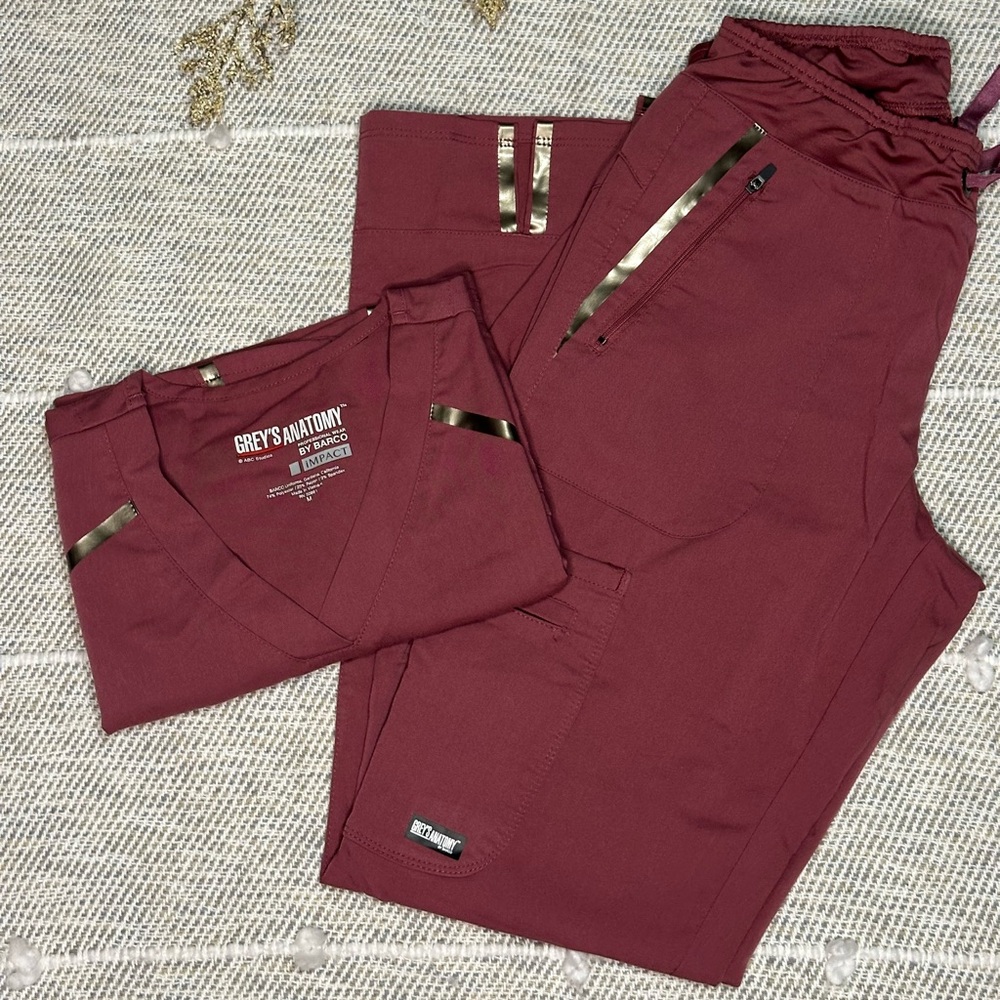 Greys Anatomy scrub set